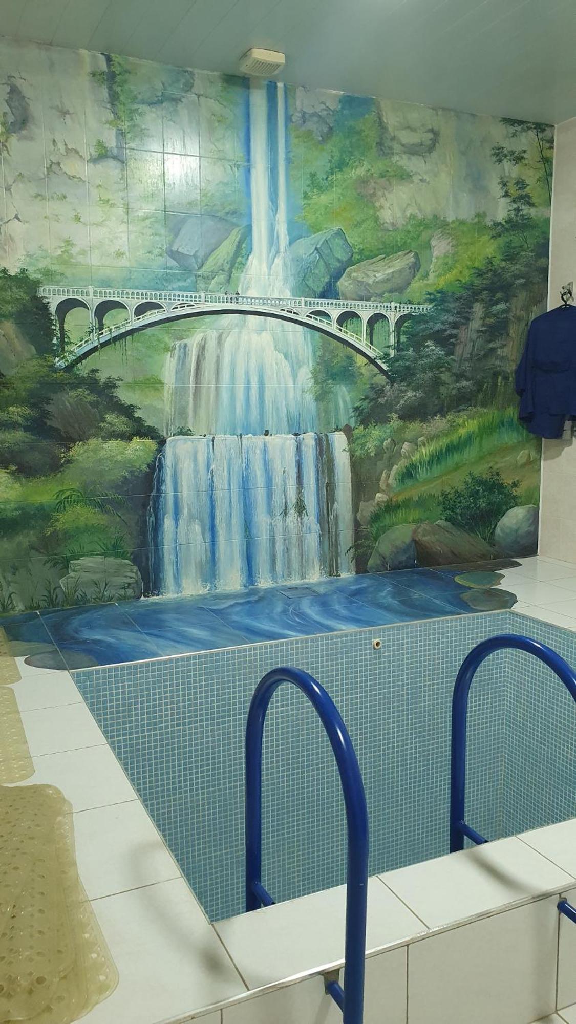 Admiral Hotel Termez Bagian luar foto